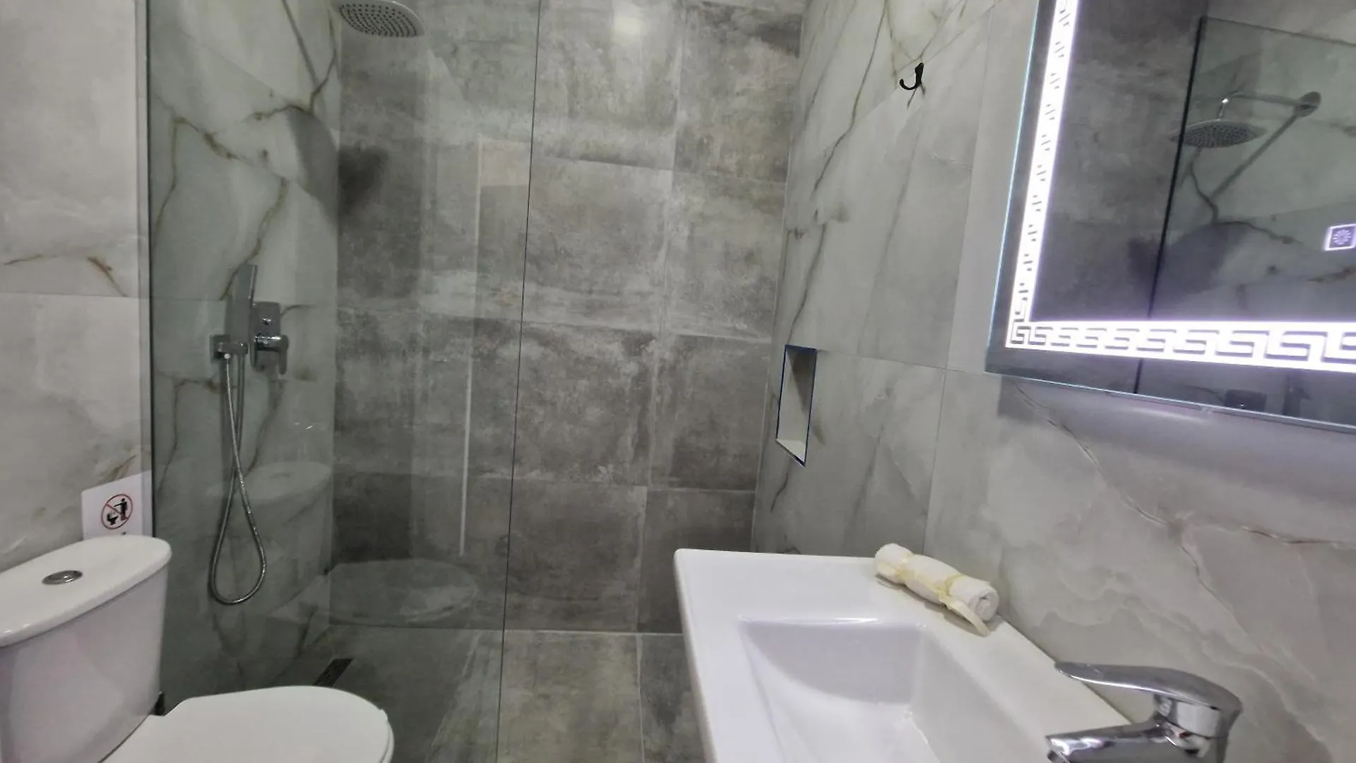 Erald Guest House Durres